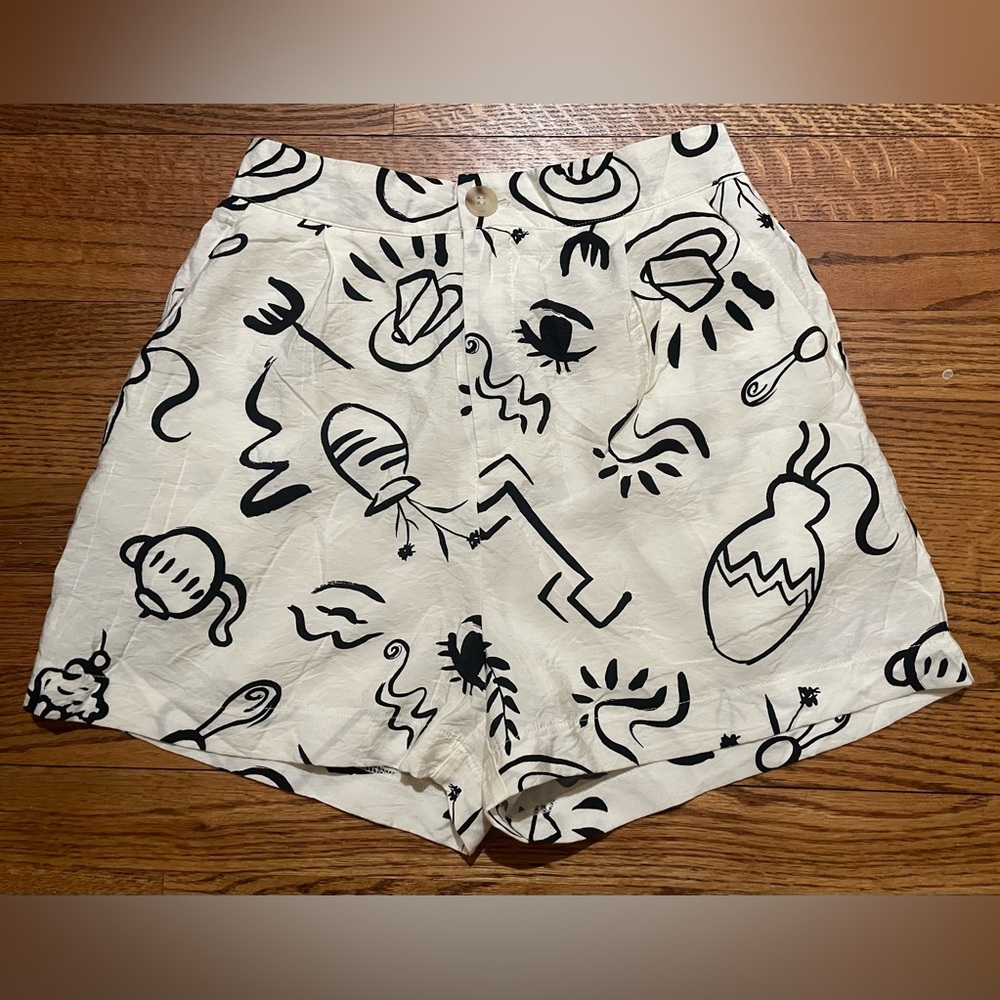 Blu Pepper Artistic Black and White High Waist Shorts